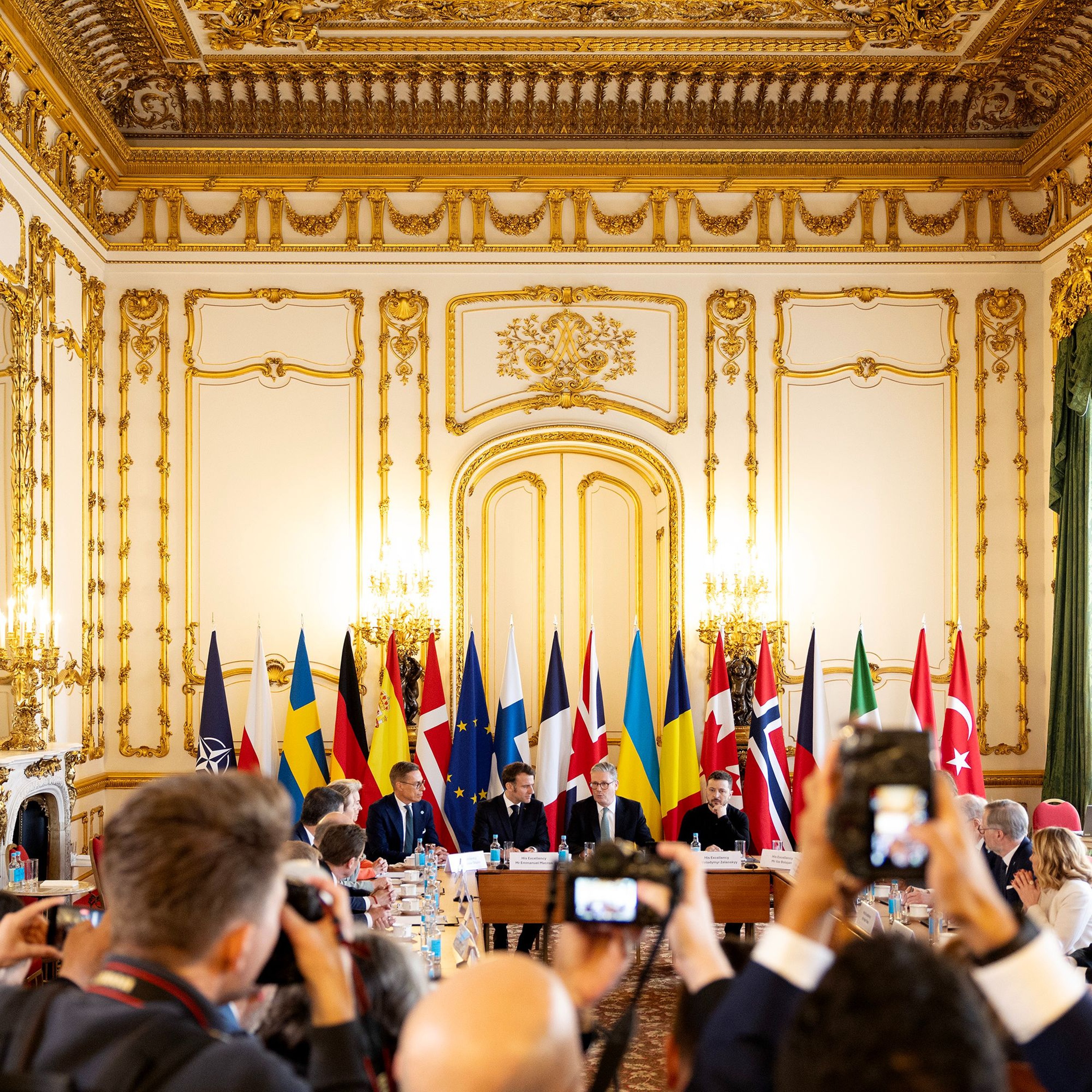 CER Podcast: Unpacking Europe: Can Europe still rely on the United States? episode artwork