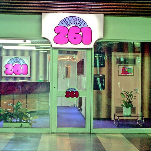 Piccadilly Radio advert for evening receptionist