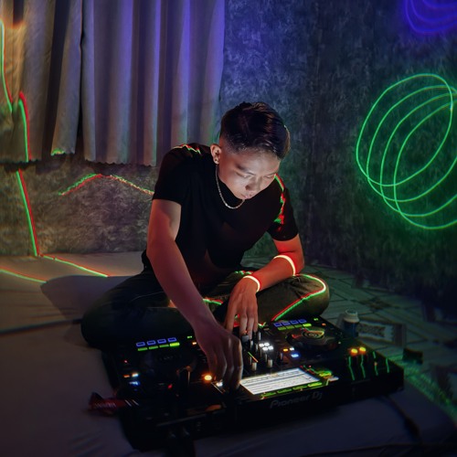 NST 2K25 AE-THẬP CẨM XÀ BẦN