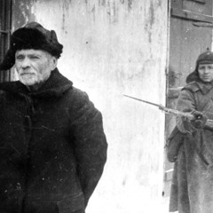 Мне память, помогает жить...     /    Memory helps me live.