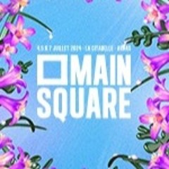MAIN SQUARE @ RAINBOW CABANE