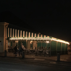 closing time at cafe du monde