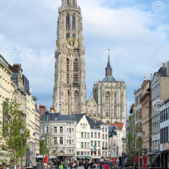 GRANDE  featuring  PAMELLA