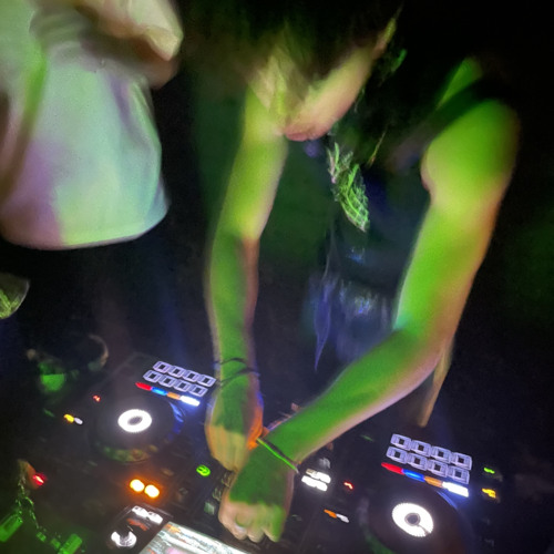 jamesjamesjames, Skin On Skin - Memories Of Before X Umbrella (DIMI DARKO EDIT)