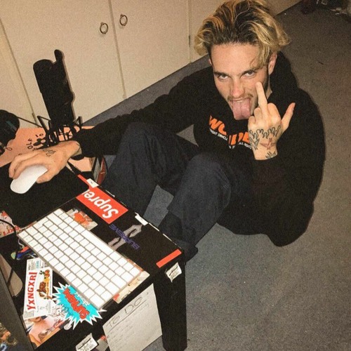 King Of The Castle - Yxngxr1