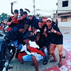 MC CYCLOPE = BOTADA CONCENTRADA no MORRO DO AMR.. (( Dj DANIEL e DJ CAVERNA))