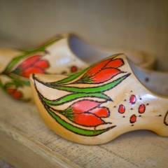 clogs