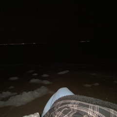 شوف كيف المحبه باينه وسط عيني♥️♥️