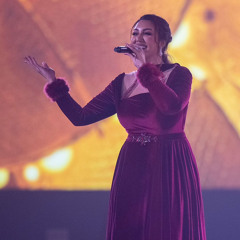 تعال خذني لعالمك