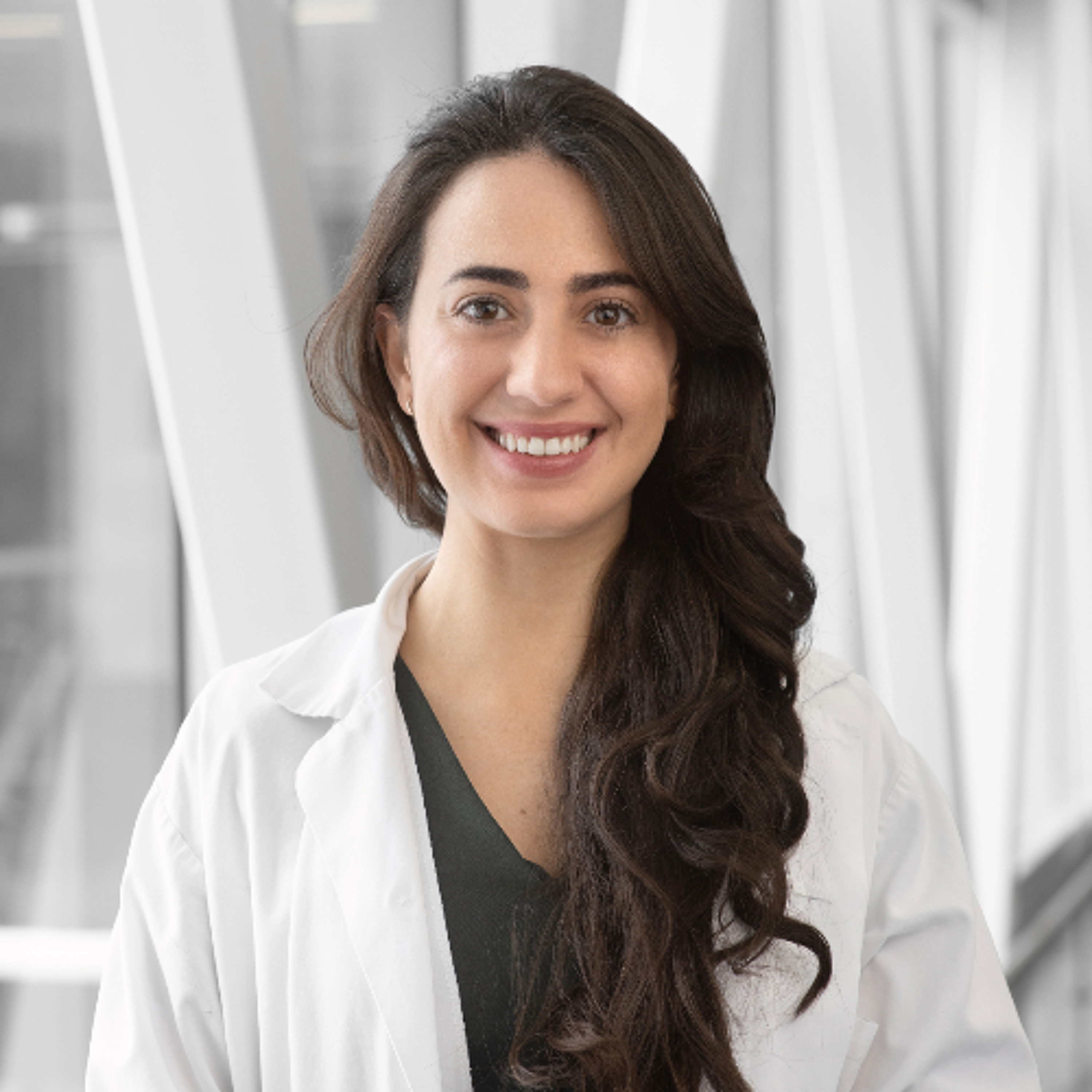 Ep 104. Microbiome, Gut Health & Cancer w/ Dr. Arielle Elkrief episode artwork
