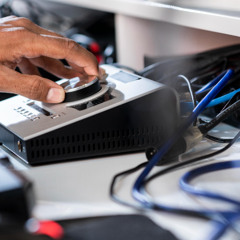 Wireless Microphones Brisbane | Performance Lighting and Sound