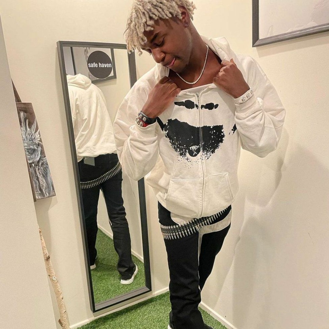 artworks-UMOOpVAkjSykyBCt-