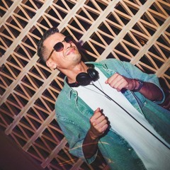 Studio & Live Sets
