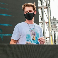 Proton Radio // The Purr Showcase #059 Moya (US)