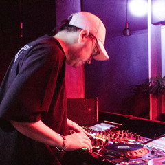 On The Floor (clip) FREE DL