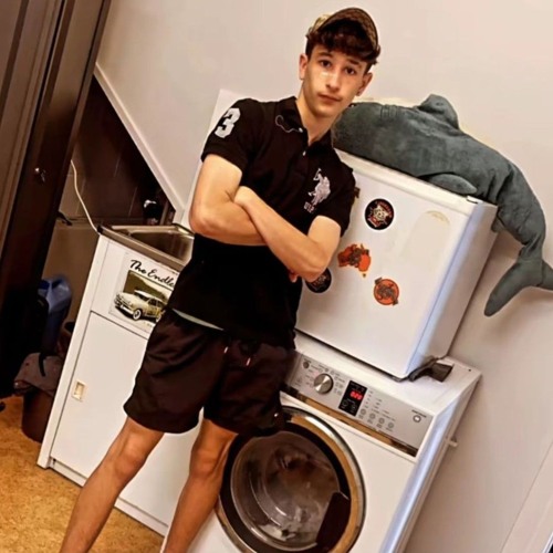 Aus