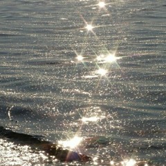 Kuru + Dolly - Glisten (prod. Escape & Soblind)