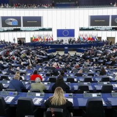 710098-055 kolejna rewolucja kolejna wojna