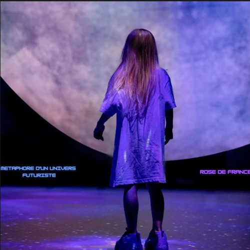MOTZ Premiere: Rose de France - Métaphore d'un univers futuriste [FREE DL]