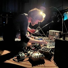 Explorations in soundscape improvisation via radio transmissions Live @ Berlin School of Sound