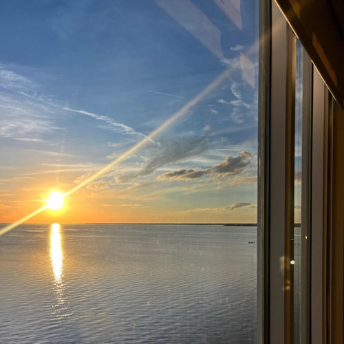 (outer) space ft mike sini