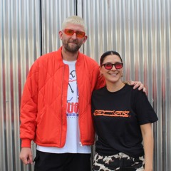 Moxie w/ Swoose (On Loop)  300725