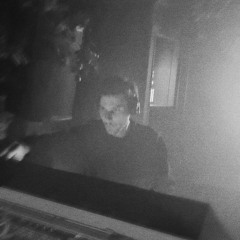 Klubcafe x RUIS. | MOT