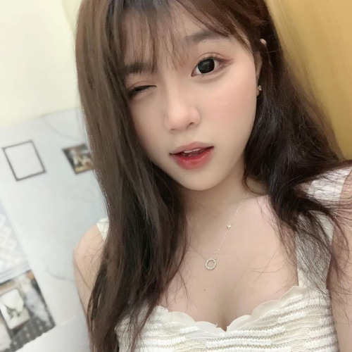 Giả Vờ Thương Em Được Không  HUY PT Remix  Anh Ơi Em Muốn Đi Cùng Anh Đi Hết Đoạn Đường Đời Remix