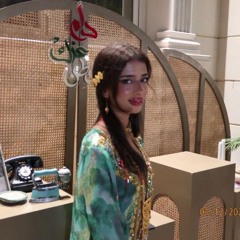 The Emirati Beauty Standard: Where Tradition Meets Modernity