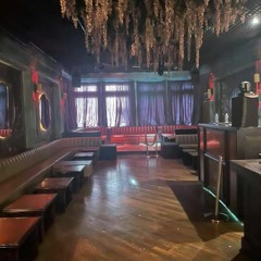 Doux Supper Club - Live Performance