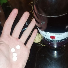 400ruxa +pharmacyrunner (glorykeyz)