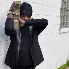 Spiders only come out after dark