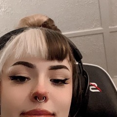 The Cover is an E-girl