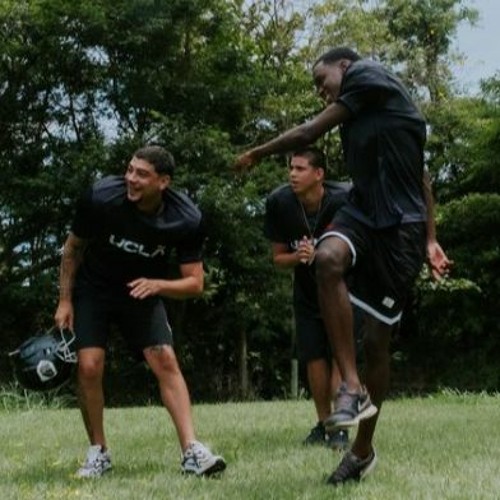 TOUCHDOWN 🏈 Shark47, AçúK & Danike (beat. Mathinvoker & Mindu)