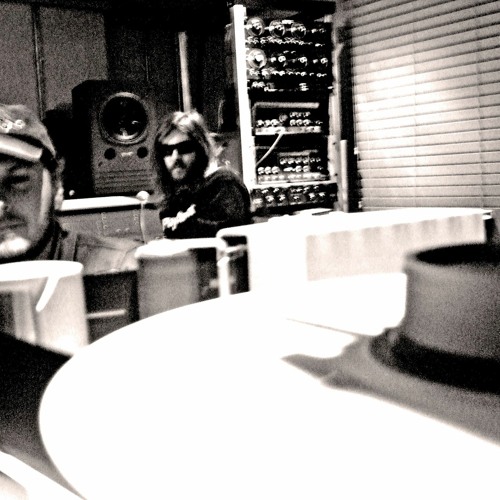 The Bees - The 'Monday Is OK' Ransom Note Mix