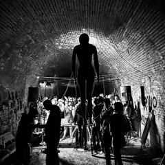 @ 39 Secret Rave