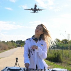 SASHA KOHANA | Afro House & Melodic Techno X Airport, Barcelona