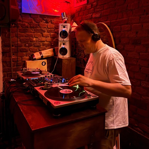 vik @ bar v krymsky 21.08.2025 start