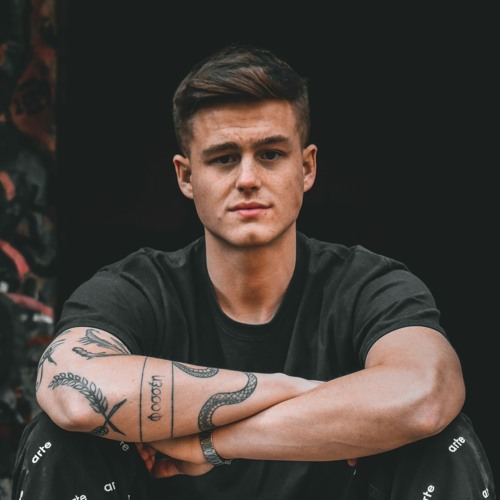 Hard Techno Mix By DJ FØSS