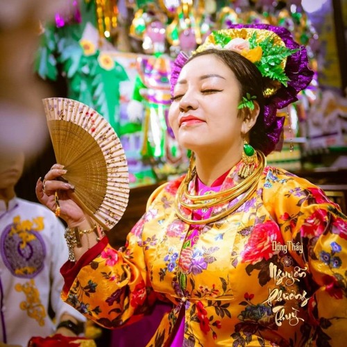 chầu văn