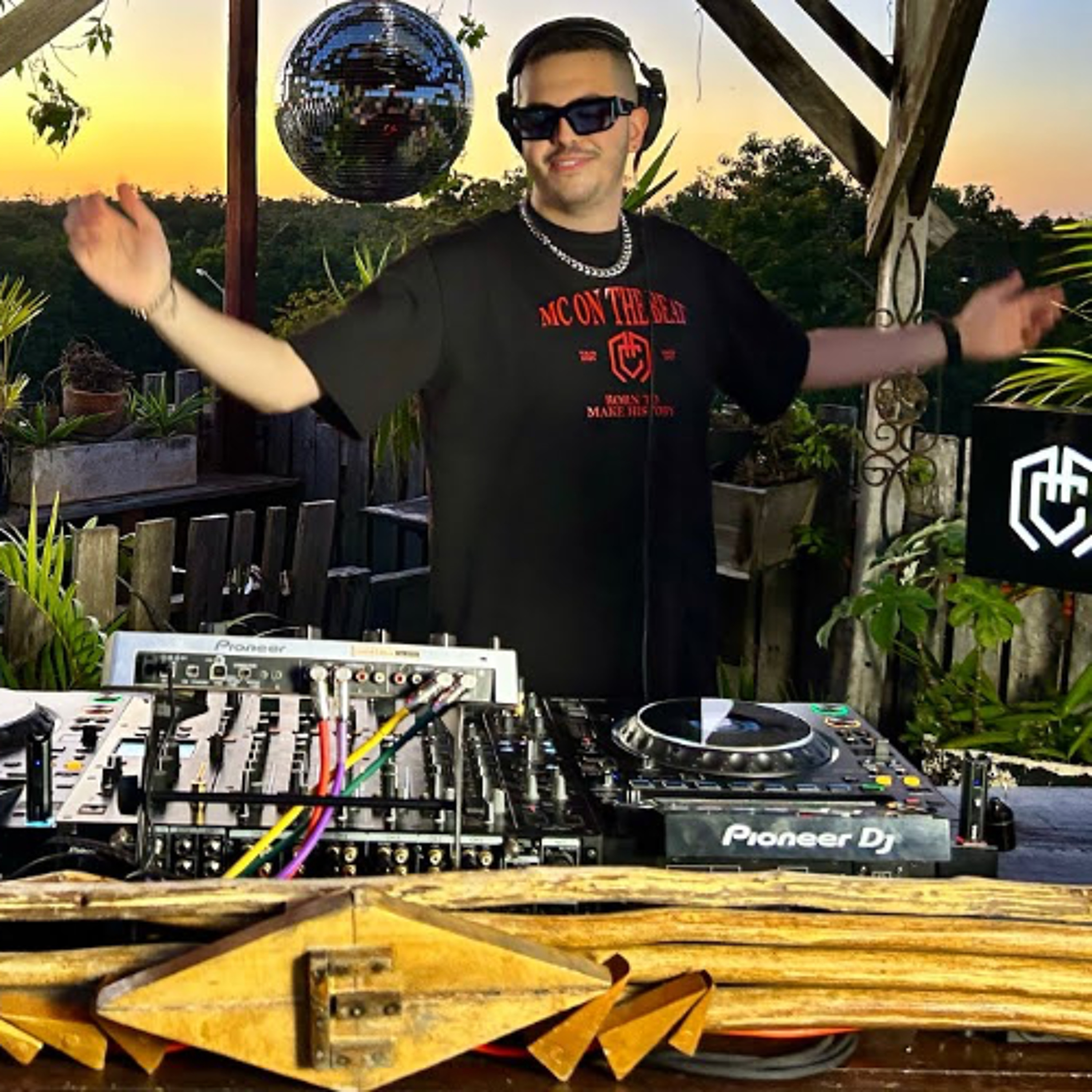 Mc on the Beat | Tech House Sunset Mix 2025 | By  @EPHIMERATulum ​ episode artwork