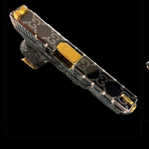 ONLY CUTOM.m4a