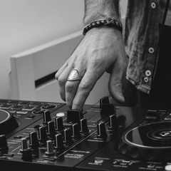 disco/house - Elios Gallery Loulou Wang - Fall 2023