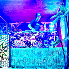 HANDYMAN - Unison 2025 Beach Stage Set