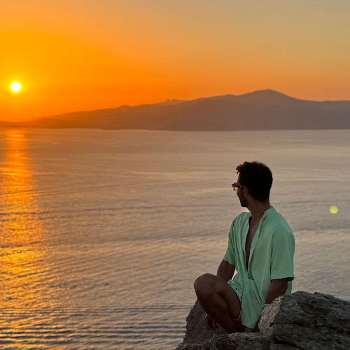 Set x ROM - El regreso de mi viaje, el comienzo del tuyo.