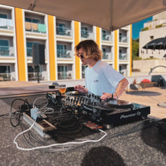 Undercurrent Mix 8: Pedro Barros