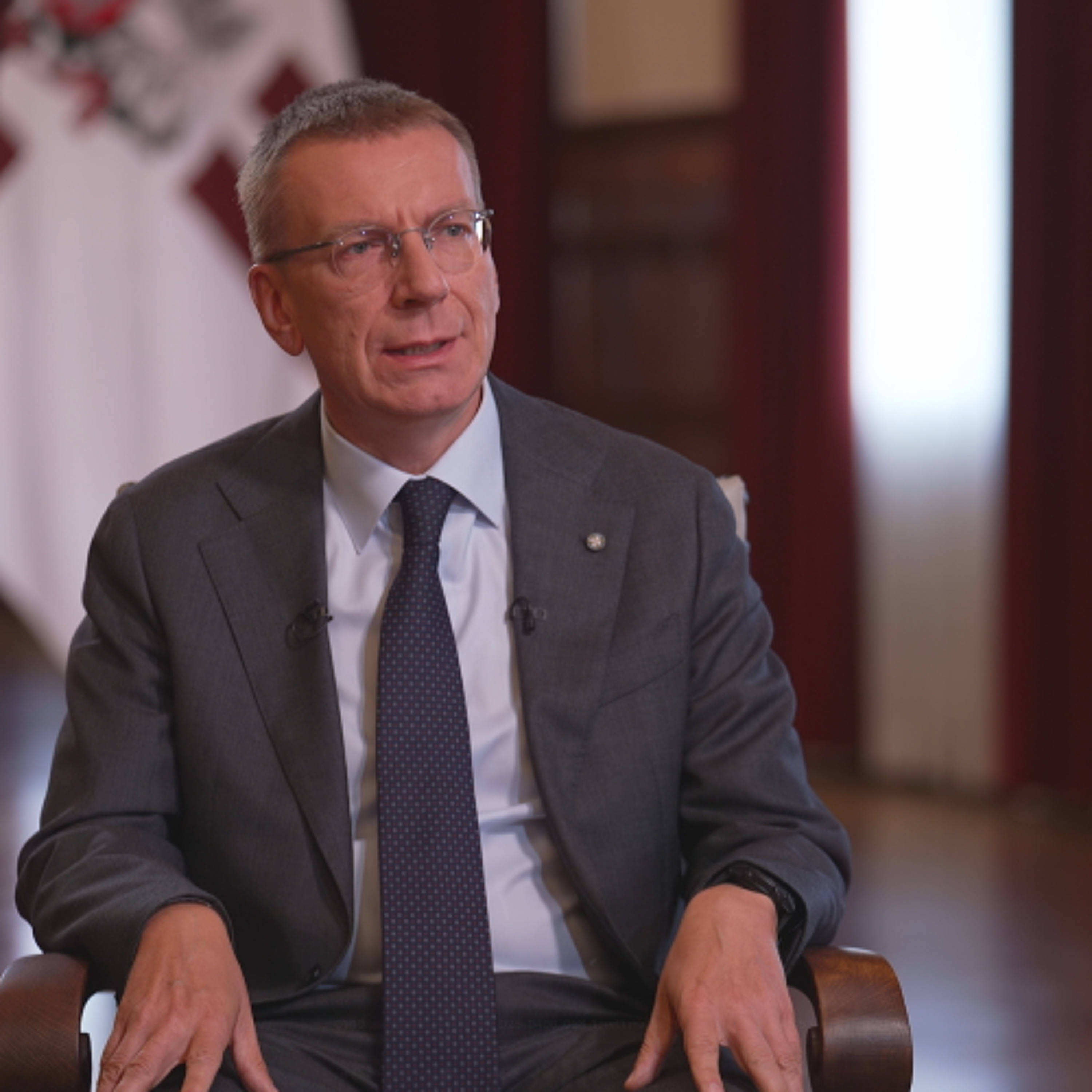 "Viens pret vienu" - Valsts prezidents Edgars Rinkēvičs