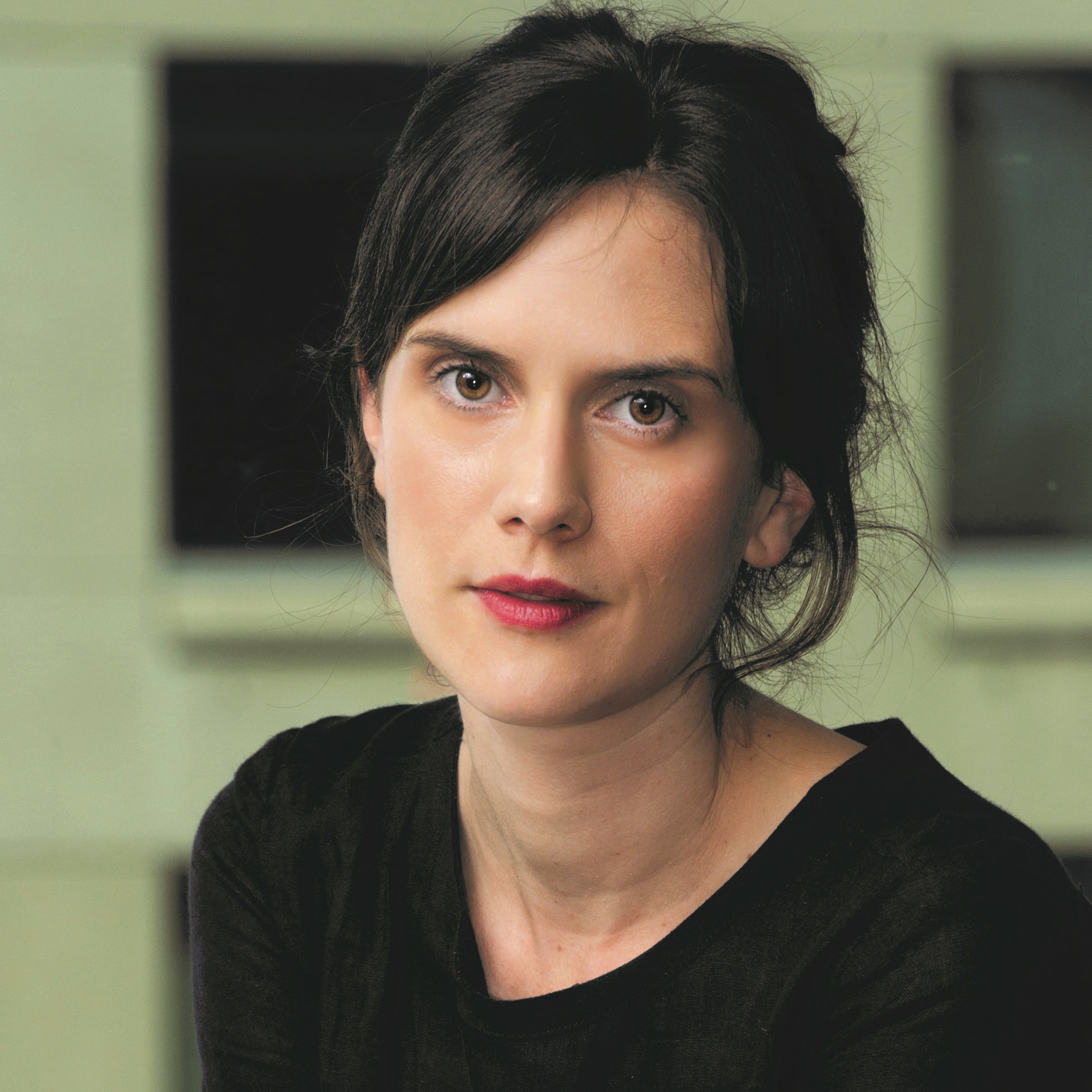 Stephanie Bishop on her dark and compulsive novel about creativity and desire, 'The Anniversary' episode artwork