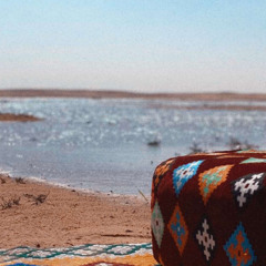 ‏عشير يريد مفارقك لا تخدم له ‏👩🏻‍🦯 .