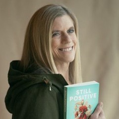 Julie Lewis - Episode 839